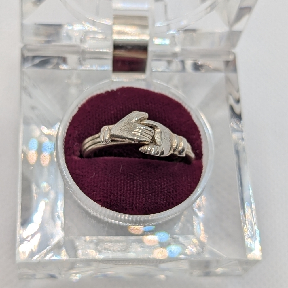 Silver Claddagh Ring